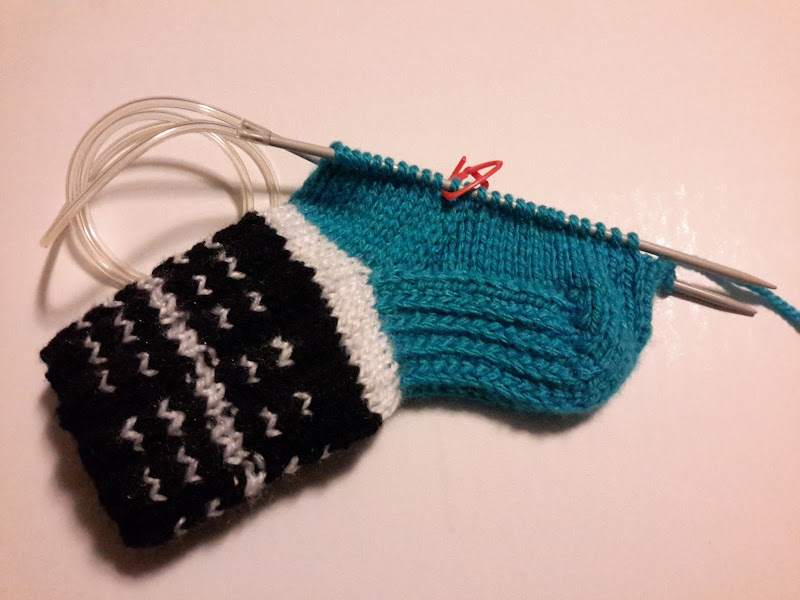 Anything Creative Splittoe Socks